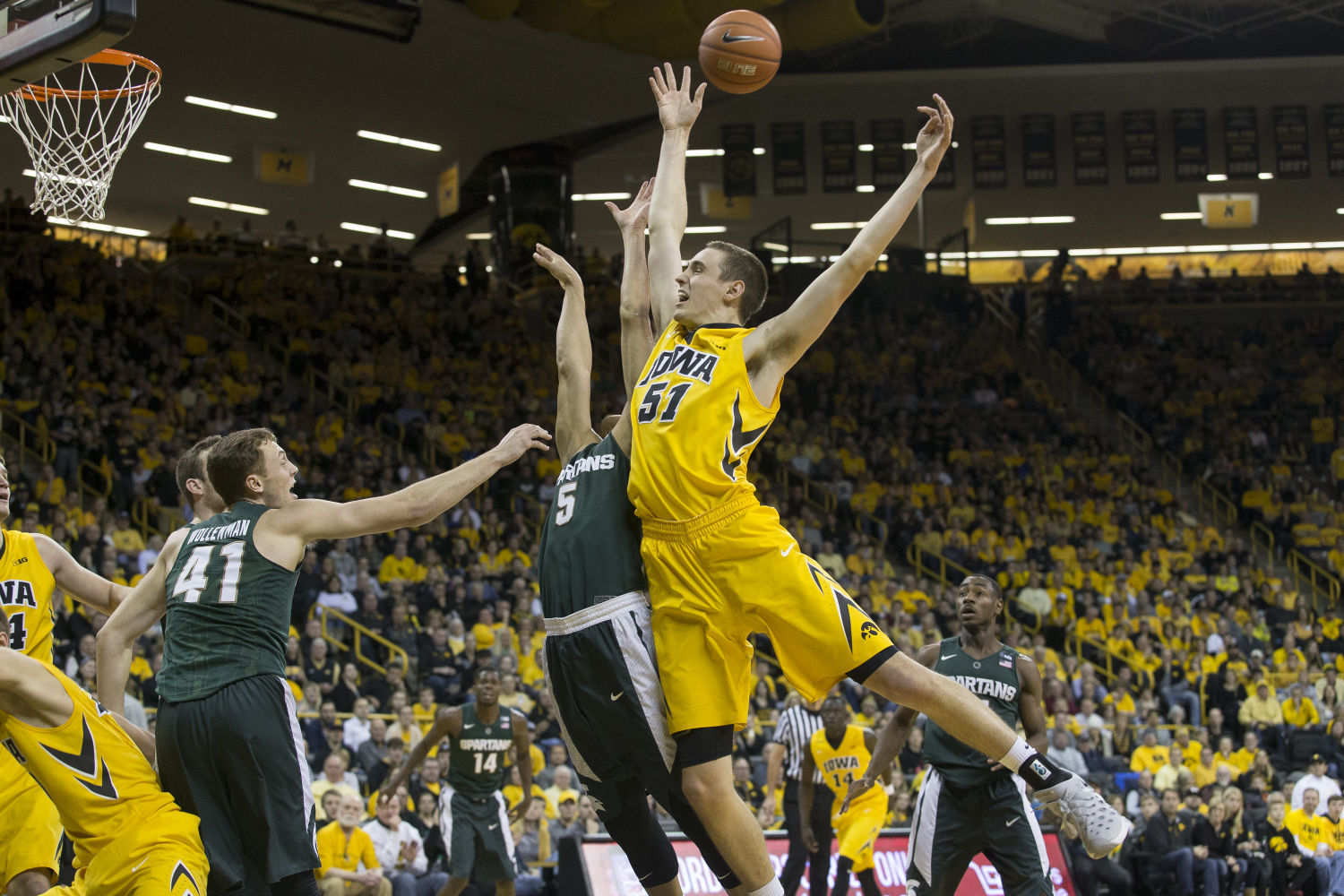 122915-iowa-basketball-36